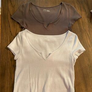 Two crop v-neck tees Aerie